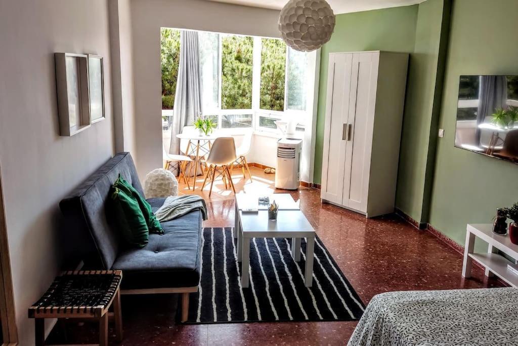 Calahonda Brand New Oceanfront * Sitio de Calahonda