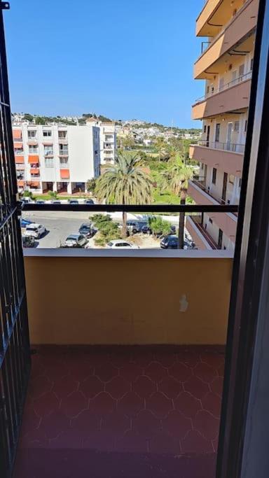 Calahonda Brand New Oceanfront * Sitio de Calahonda