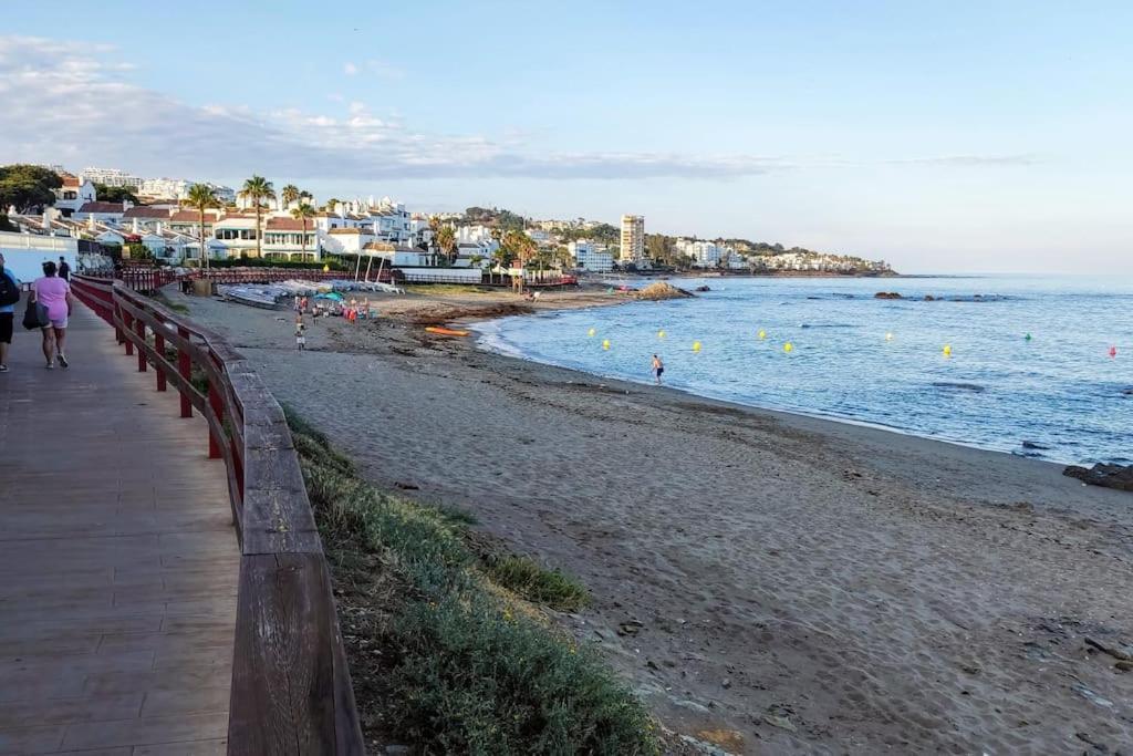 Apartment Calahonda Brand New Oceanfront Sitio de Calahonda